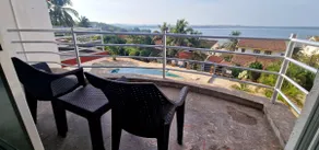 Beach View Luxury 2 BHK near Candolim with Pool - Image 4
