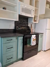 3bed 2bath full kitchen and off street parking - Image 5