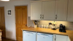 Cosy 2 bed, home from home - Image 3