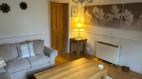 Cosy 2 bed, home from home - Image 2
