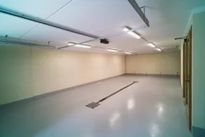 central and romantic attic - Image 3