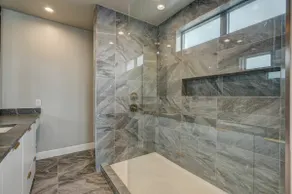 SOSA Stunner- heart of downtown! - Image 3