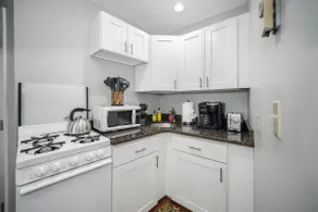 Exquisite North End 1brm - Image 4