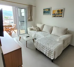 Apartment in Downtown Ubatuba | Pool, Air Conditioning and Garage - Image 3