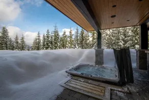 Slope Side Chalet | Ski in Ski out | Kadenwood - Image 5