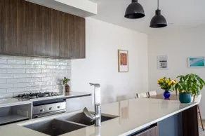 Swell Apartment - Pet Friendly! - Image 3