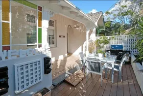 2BR home only 2 minutes from the beach - Image 2