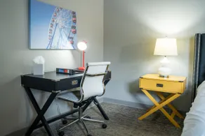 Downtown Comfort Studio - Image 2