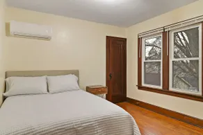 Rustic Charm 2 BDR Apartment | Waukegan - Image 5