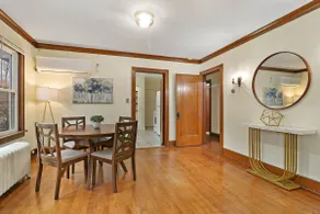 Rustic Charm 2 BDR Apartment | Waukegan - Image 3
