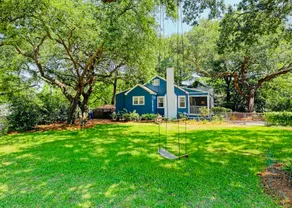 Four Oaks Cottage at Park Circle - Image 2