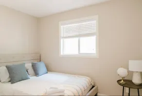 3 Bedroom | Central Location | 2 Bath | Quiet Str - Image 5