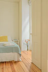 Antiga Casa Pessoa – City Tales Apartment - Image 4