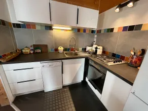Beautiful 2-bedroom in the heart of the city - Image 2