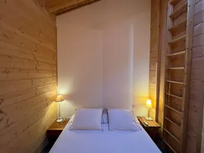 Beautiful 2-bedroom in the heart of the city - Image 5