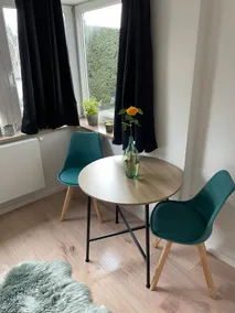 Studio with private bathroom - Image 2