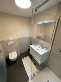 Studio with private bathroom - Image 5