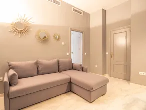 free parking + 4 guests + pets - Image 2