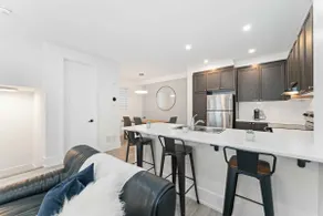 Bright, Clean & Crisp 3 Bed Townhouse - Image 3