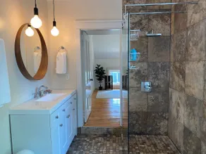 2 Bed on Main - Image 5