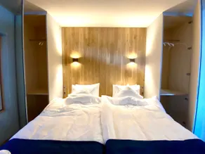 Renovated 2F｜CafeBelow｜Mt. Yotei View｜5-Min Walk - Image 2