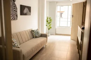 Stylish 1-Bedroom Apartment in Copacabana with A/C - Image 2