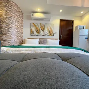 Premium Studio Sea View Luxury Studio with Partial View - Image 5