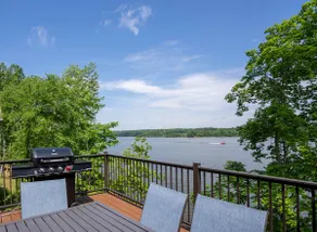 Waterside Cottage #12 Free Pontoon & Pet-Friendly! - Image 2
