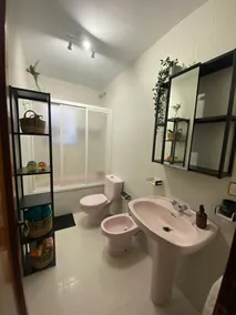 New and cozy apartment in center town - Image 3