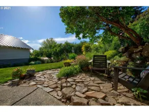 Charming House in Lyle - Image 2
