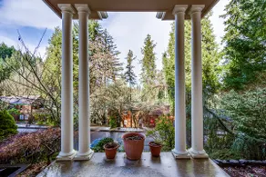 Sophistication and Luxury up safely in the hills - Image 2
