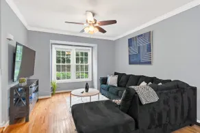 Townhouse In Springfield! - Image 2