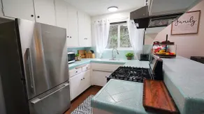 Beautiful Renovated Cozy Forest Home with Hot Tub in Crestline - Image 2