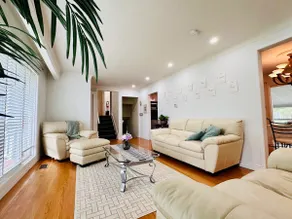 Queenston Cottage - Image 2