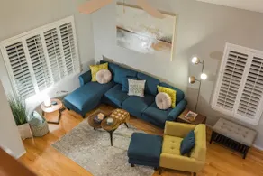 Super Cute Top Location, Fast WiFi - Image 3
