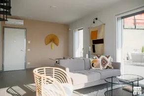 Plateau: Lake View Terrace Apartment Como AC - Image 2