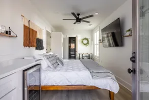 The Sunshine Suite - Image 4