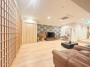 Shimanouchi Luxury Apartment - Image 2