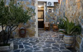 Kiki's House - Image 2