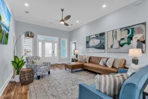 Saltwater Pool, Sleeps 8, Close to Beach - Image 2