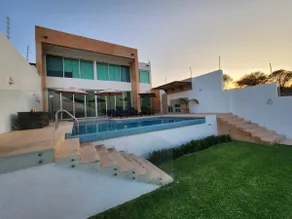 Beautiful house in Teques - Image 4
