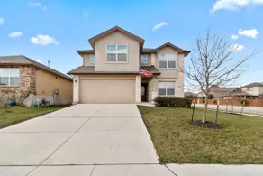 Gorgeous 5 bedroom home in Schertz, San Antonio - Image 3