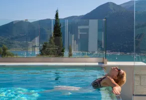 Special Offer! Private Villa Jacuzzi & heated pool - Image 2
