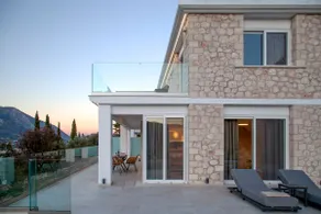 Special Offer! Private Villa Jacuzzi & heated pool - Image 4