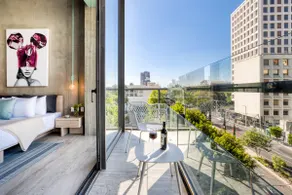 Sleek Suite w/Private Balcony | B/Lounge+Rooftop - Image 5