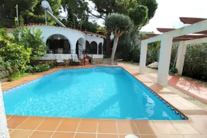 Villa 500 m away from the sea - Image 3