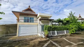 Modern Thai Style Garden Home - Image 2