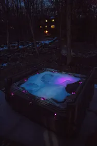 Enchanted Poconos Forest Escape | Movie Screen - Image 5