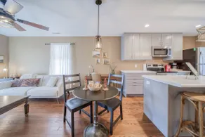 Updated Cottage•2BR•On Route 66•Near Wineries - Image 3