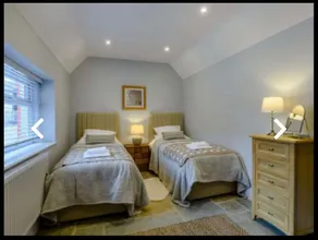 Upsall Grange Farm cottage - Image 5